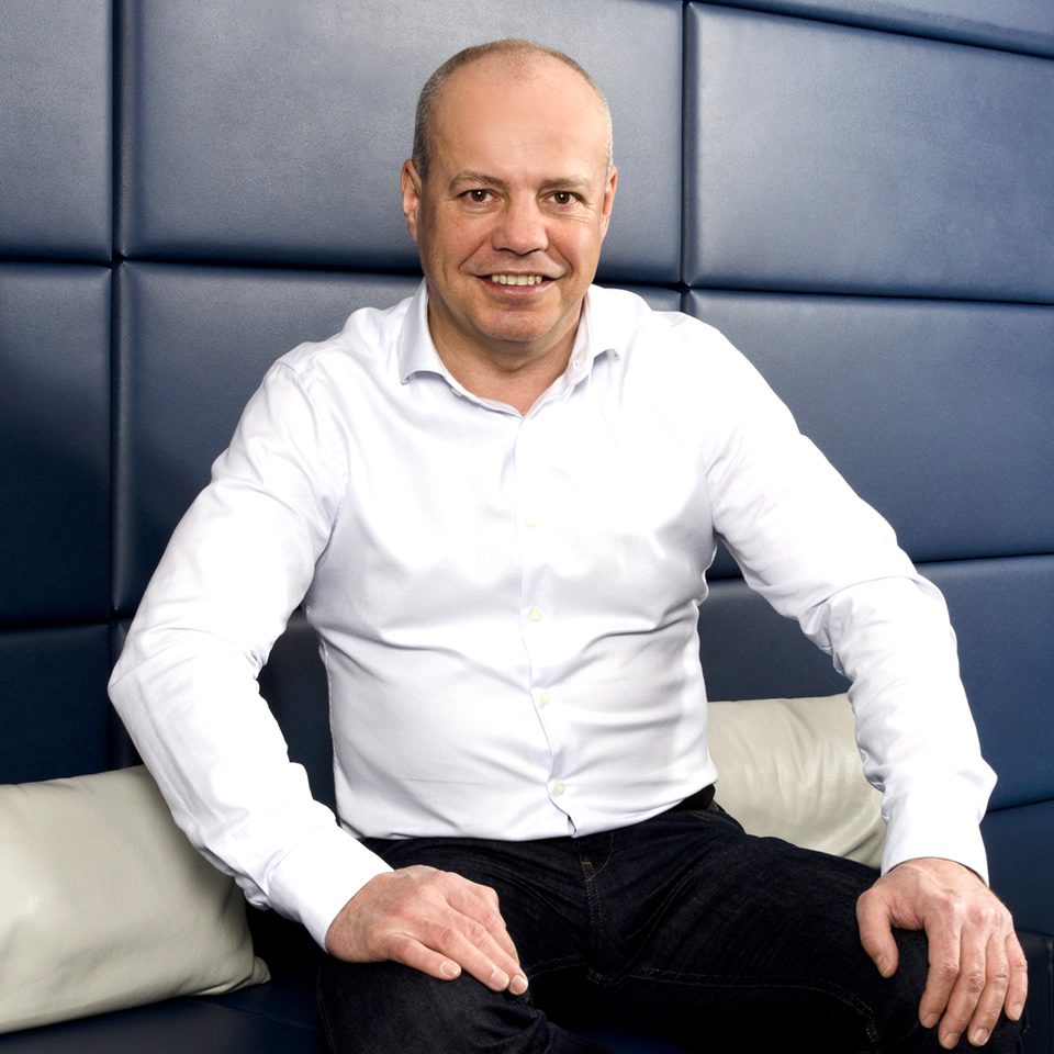 Porträtfoto von Dr. med. Sven Hartmann